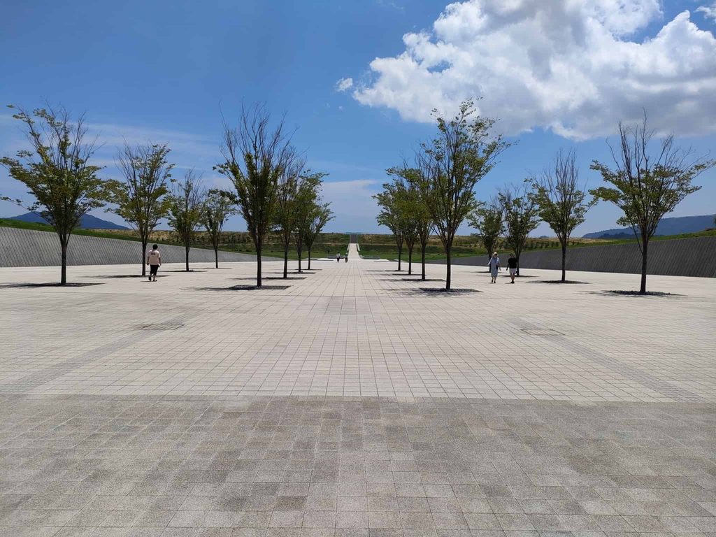 東日本大震災
高田松原津波復興記念公園
東日本大震災津波伝承館いわて津波メモリアル