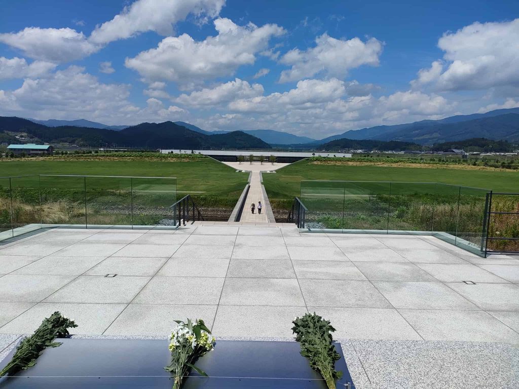 東日本大震災
高田松原津波復興記念公園
東日本大震災津波伝承館いわて津波メモリアル